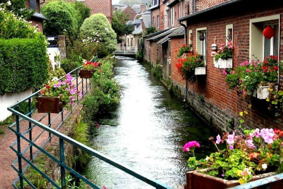 Le Clos Saint Vincent Manneville-ès-Plains Eksteriør billede